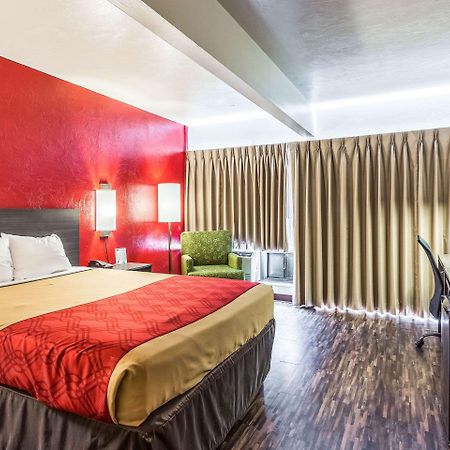 Econo Lodge Near Snake River アイダホフォールズ エクステリア 写真