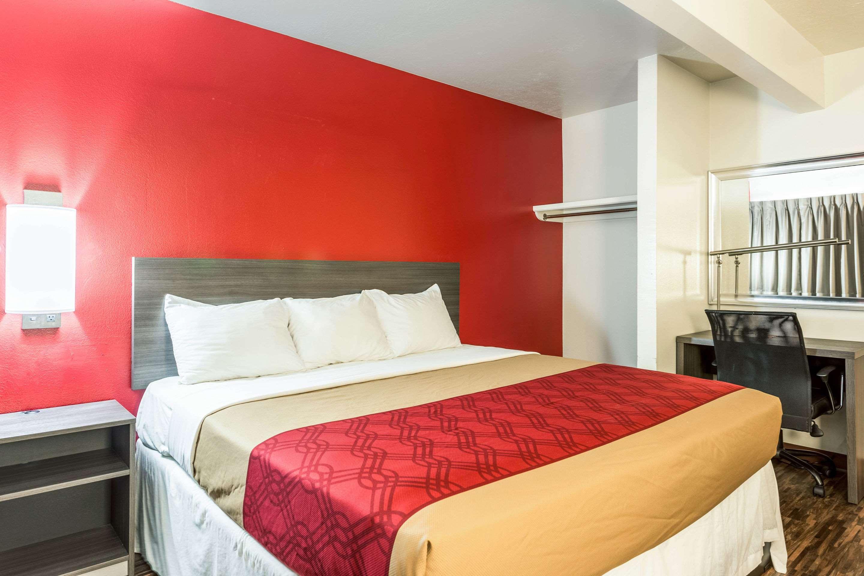 Econo Lodge Near Snake River アイダホフォールズ エクステリア 写真