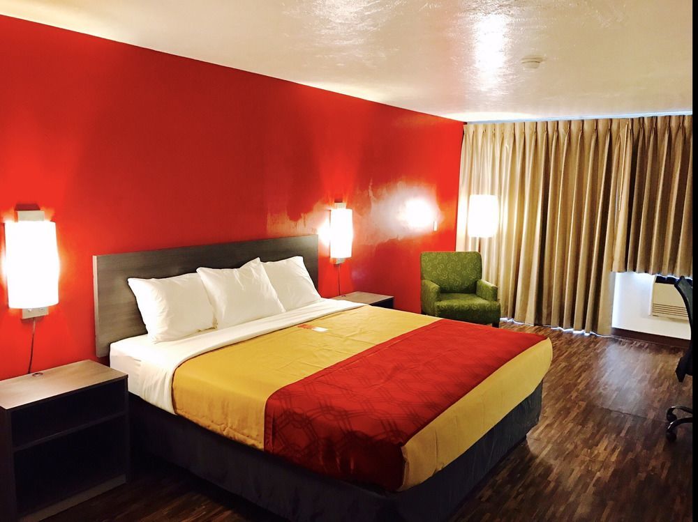 Econo Lodge Near Snake River アイダホフォールズ エクステリア 写真